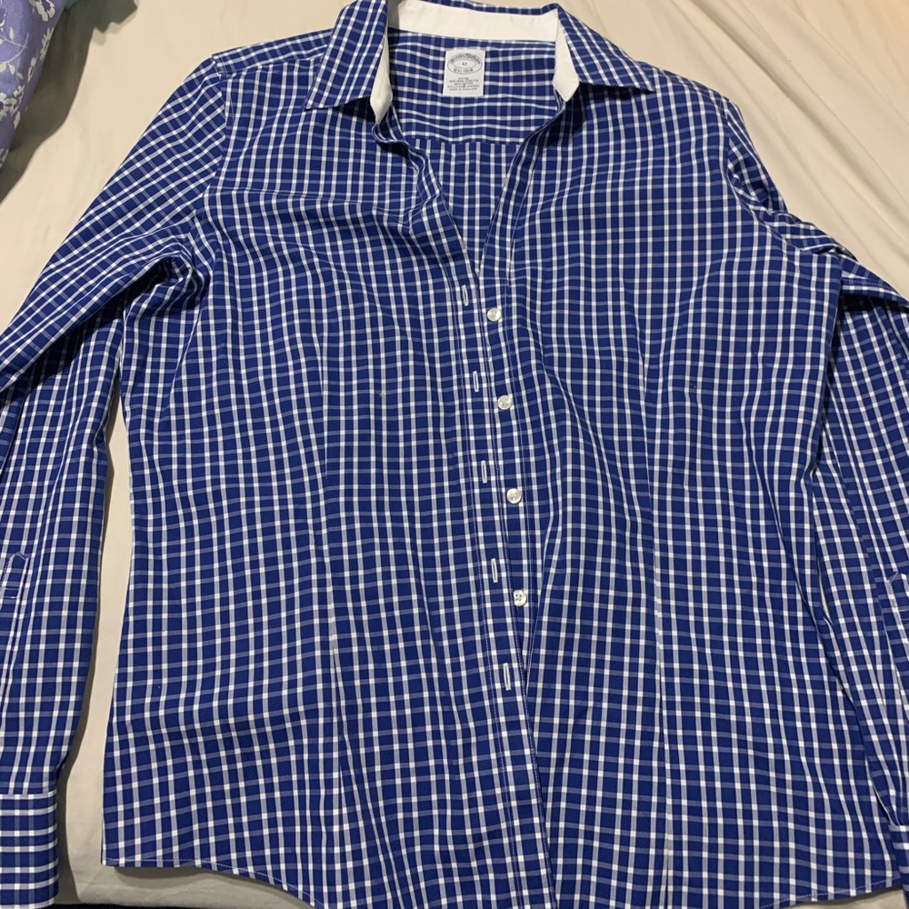 Brooks Brother Women’s Plaid Fitted Button up